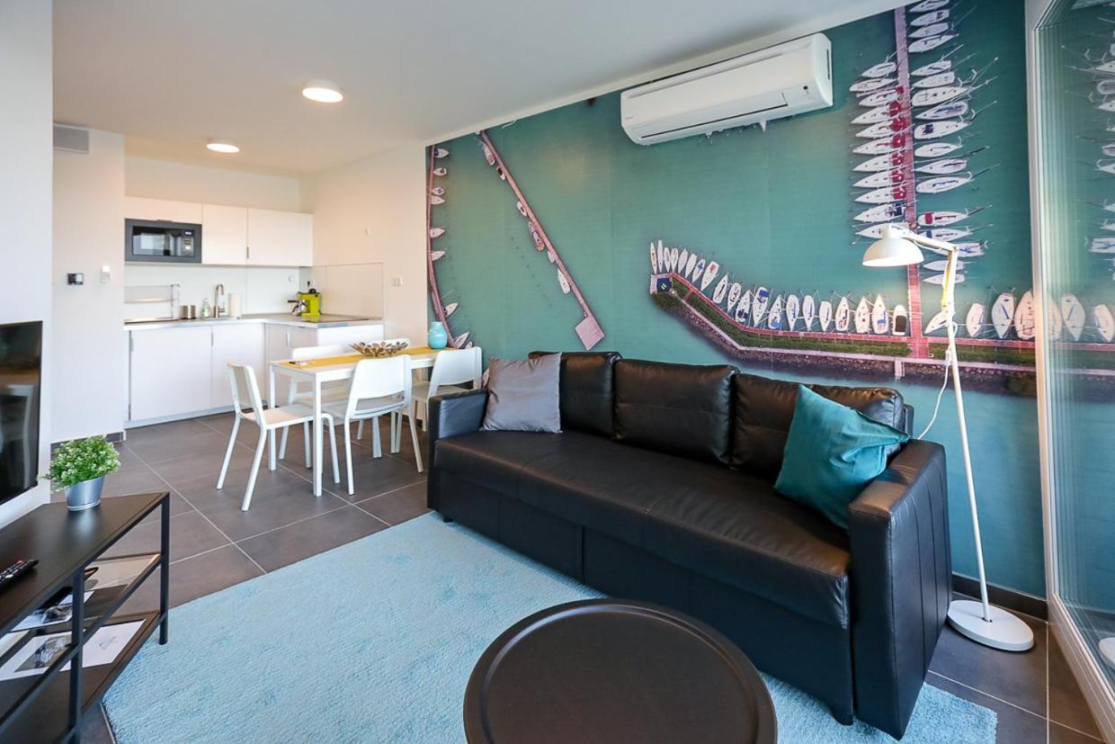 Marina Apartman Hotel Balatonszárszó Buitenkant foto