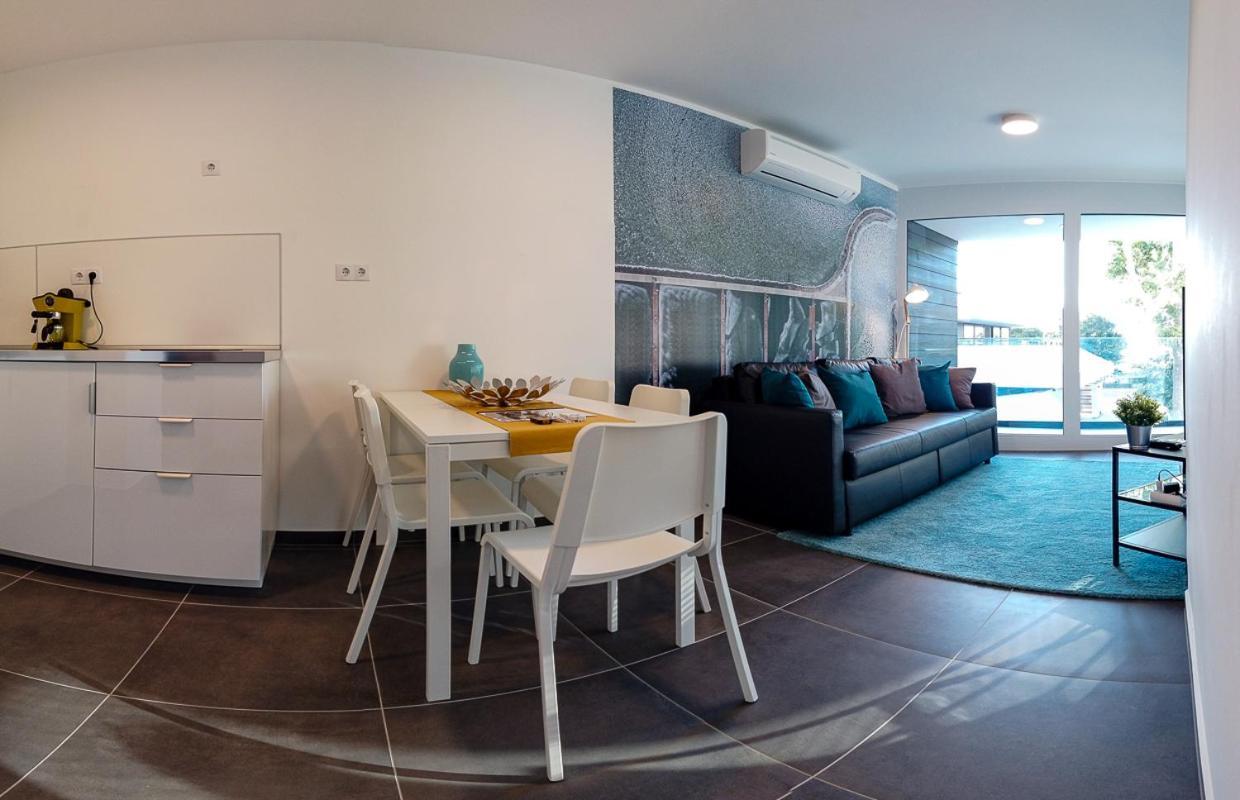 Marina Apartman Hotel Balatonszárszó Buitenkant foto