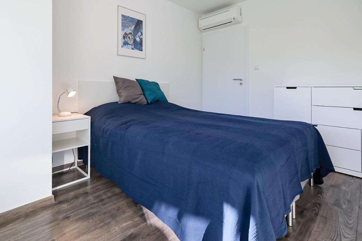Marina Apartman Hotel Balatonszárszó Buitenkant foto