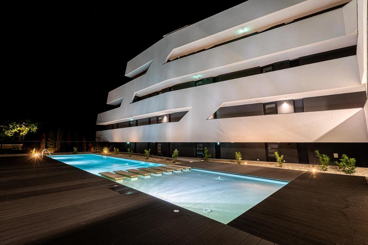 Marina Apartman Hotel Balatonszárszó Buitenkant foto