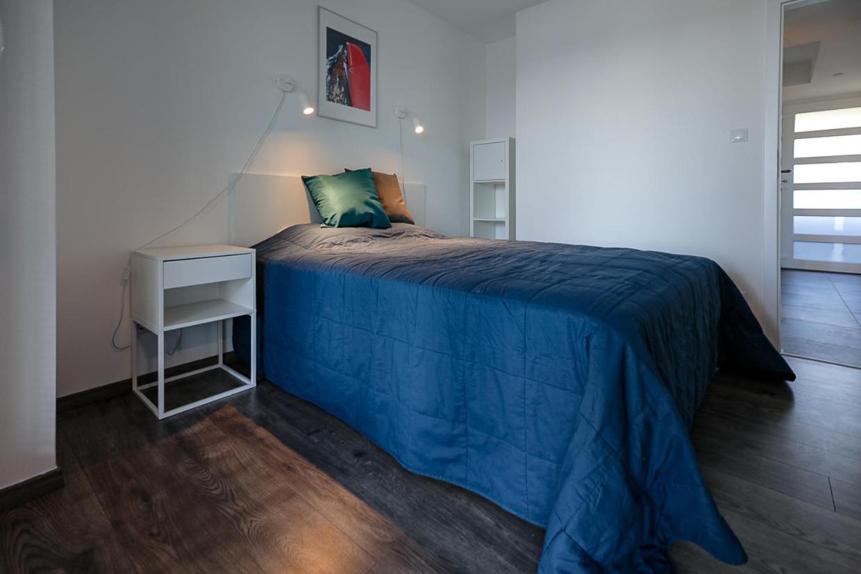 Marina Apartman Hotel Balatonszárszó Buitenkant foto