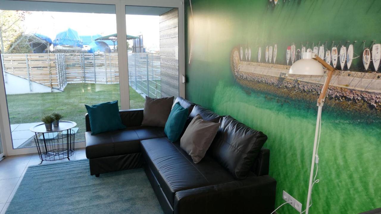 Marina Apartman Hotel Balatonszárszó Buitenkant foto